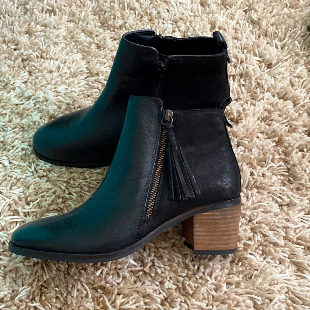 Ankle boots